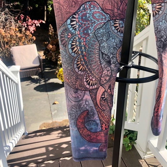 Evolution And Creation Active Leggings - Picture 4 of 9